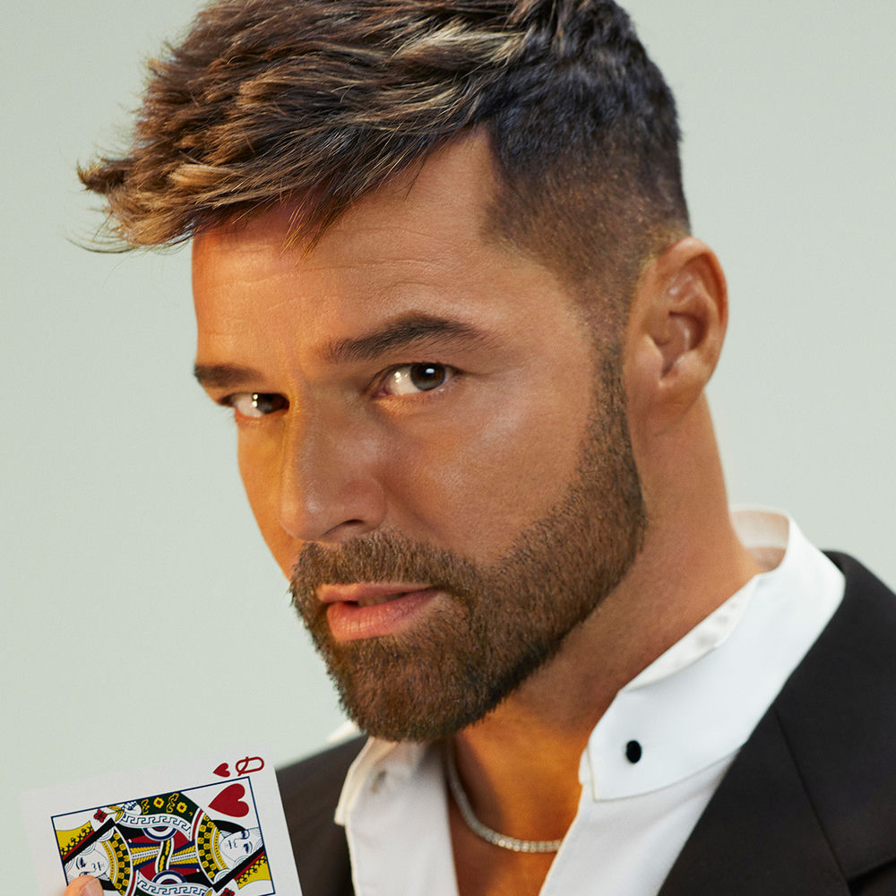Ricky Martin — photo, article sur Que Dia Es Hoy (Self Control) en 432 Hz | 432hz-converter.com
